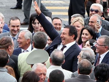 СМИ: в понедельник Царукян уйдет из политики навсегда