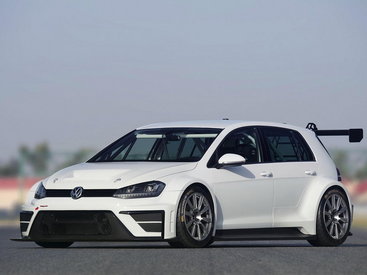 Серийный VW Golf превратился в гоночный болид - ФОТО