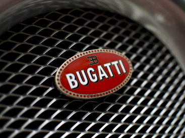 В Bugatti разрабатывают самый мощный седан в мире