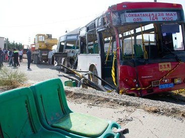 Обнародован полный список раненых и погибших в результате столкновения поезда с автобусом в Баку – ОБНОВЛЕНО – ФОТО - ВИДЕО – ОПРОС