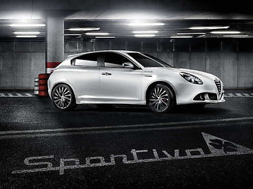 Особая версия Alfa Romeo со спортивным уклоном - ФОТО