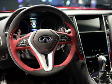 Вор купил себе Infiniti на украденные у азербайджанского депутата деньги
