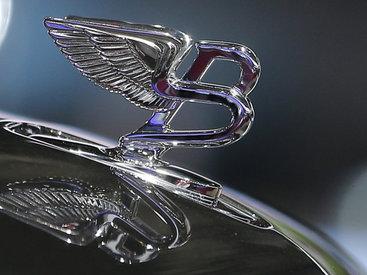Саудовский принц обещал каждому бомбардировщику Йемена по Bentley