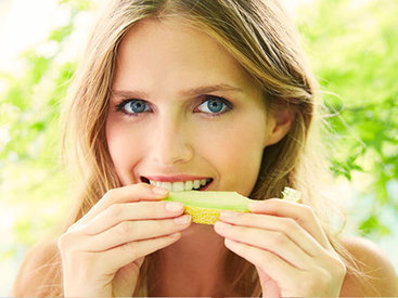 5 продуктов, которые навредят твоей коже