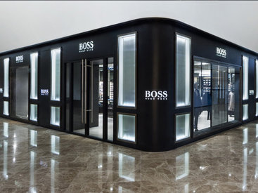 Hugo Boss открыл свой новый флагманский магазин в Port Baku Mall - ФОТО