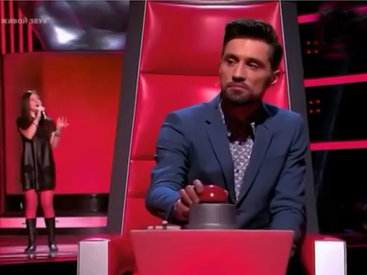 Божественный голос заставил обернуться всех членов жюри - ВИДЕО