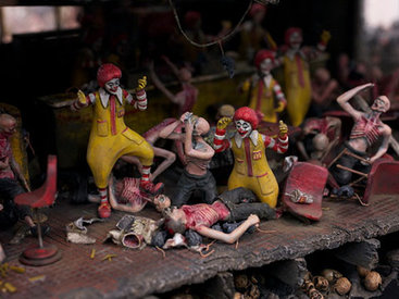 "Картинная галерея Day.Az": Эпатажные работы художников - ФОТО