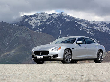 Maserati Quattroporte S преодолевает повороты спокойно и уверенно - ФОТО