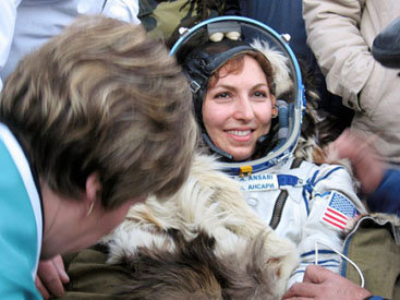 Знаменитая азербайджанка-космонавт: "Баку меня поразил" - ФОТО