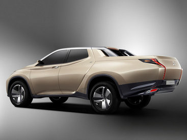 Fiat будет производить свой вариант пикапа Mitsubishi L200 - ФОТО