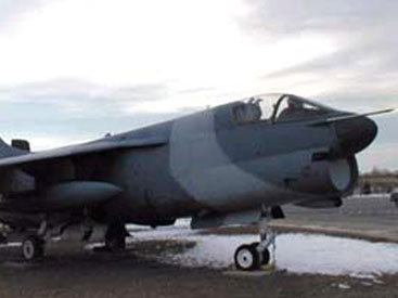 Многоцелевой штурмовик A-7K Corsair II - ФОТО