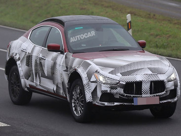 Alfa Romeo приступила к тестам своего первого кроссовера - ФОТО