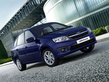 "АвтоВАЗ" опубликовал фотографии хэтчбека Lada Granta - ФОТО