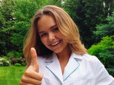 Дочь Дмитрия Маликова восхитила фигурой на отдыхе - ФОТО