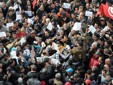 В Тунисе протестуют против терроризма