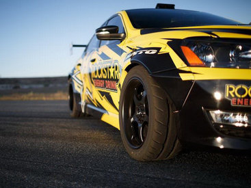 Ведущий Top Gear построил себе 900-сильный VW Passat для дрифта - ФОТО