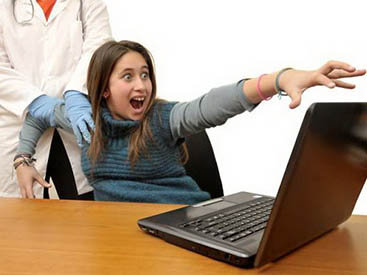 Клик о помощи. Эксперимент с интернето-зависимым - ФОТО