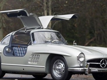 Mercedes-Benz 1955 года продали за рекордные $4,6 миллионов - ФОТО