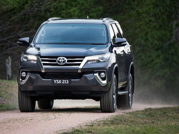 В Австралии официально представили внедорожник Toyota Fortuner - ФОТО