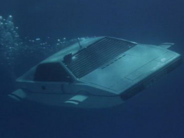 Основатель компании Tesla Motors купил субмарину Бонда - ФОТО