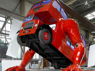 "Картинная галерея" Day.Az: Провокация на улицах - ФОТО