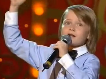 Маленький пародист взорвал зал - ВИДЕО