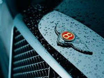 "Bentley" выпустит люксовый внедорожник