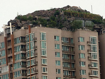 Горная вилла на вершине многоэтажки - ФОТО