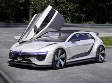 VW построил еще один самый мощный Golf - ФОТО