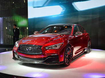 Седан Infiniti с мотором от суперкара близок к серийному производству - ФОТО