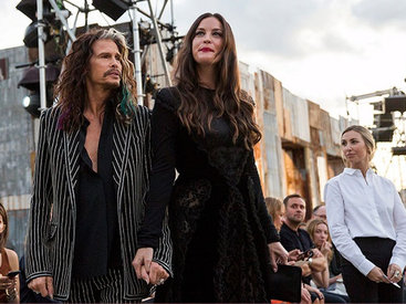 Звезды на Неделе моды в Нью-Йорке - ФОТО