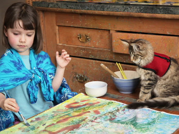 "Картинная галерея" Day.Az: Потрясающие работы девочки-аутиста - ФОТО