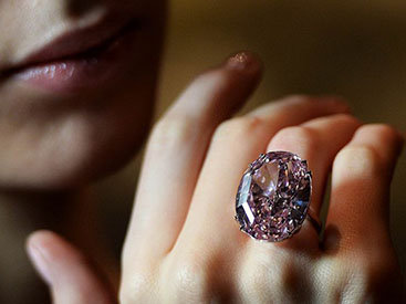 Лучшие друзья девушек: самые дорогие бриллианты - ФОТО