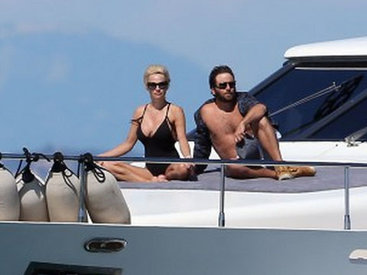 Пизда мен есектегі жүгері Әкесі мен қызы секс туралы ашық бейнелер