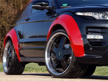 Range Rover Evoque получил экстремальную "обувь" - ФОТОСЕССИЯ