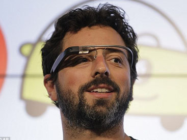 Система Google Glass проникает в операционные