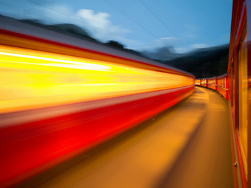 "Картинная галерея" Day.Az: Пейзажи из окна поезда - ФОТО