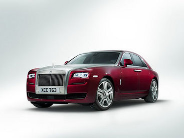 Коробка передач нового Rolls-Royce будет сверяться с картой местности - ФОТО