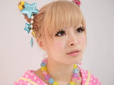 Азиатский экстрим: гид по взорванному японскому макияжу - ФОТО