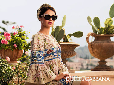 Бьянка Балти в рекламе очков Dolce & Gabbana - ФОТО