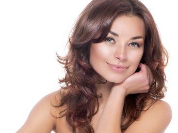 SAĞLAM SAÇLAR VƏ BAŞ DƏRİSİ ÜÇÜN QIZIL QAYDALAR