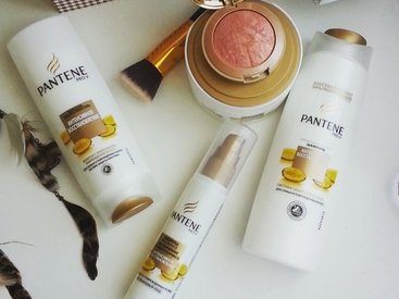 NAVİSTYLES-dan PANTENE PRO-V “İNTENSİV BƏRPA” KOLLEKSİYASININ İCMALI