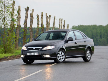 Популярная в Азербайджане Daewoo Gentra: новое лицо Chevrolet Lacetti - ФОТО
