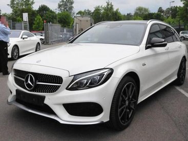 У Mercedes-Benz появилась новая линейка спортивных моделей - ФОТО