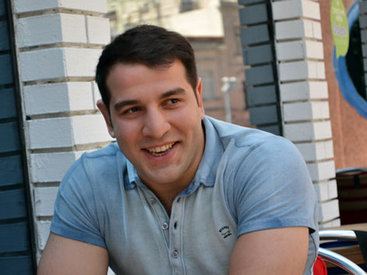 Elnur Məmmədli finalçılar haqda: "Bir az tez sevindilər"