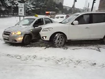 В Баку зафиксировано десять ДТП за сутки