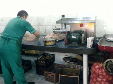 Toylarda kütləvi zəhərlənmələr niyə baş verir? - FOTO