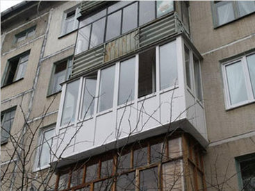 Жильцов этого дома в Баку держат в страхе