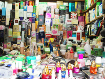 Продавцы парфюмерии думают об эмиграции из Армении