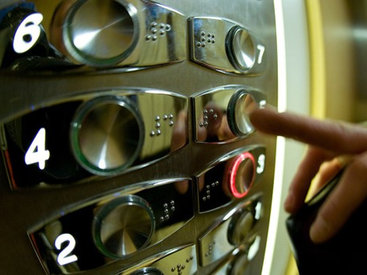 Неисправные лифты в Баку убивают людей. С кого спрос? - РАССЛЕДОВАНИЕ